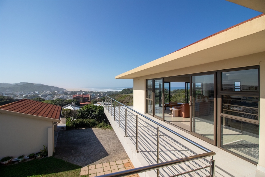 6 Bedroom Property for Sale in West Bank Eastern Cape